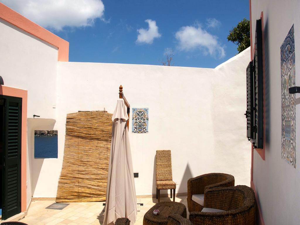 B&B La Terrazza Sul Porto Ponza Exterior foto